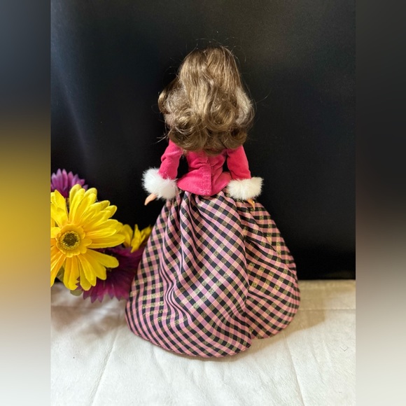 Vintage 1996 Barbie Doll Avon Exclusive Edition Winter Rhapsody Second In Series - Picture 9 of 13